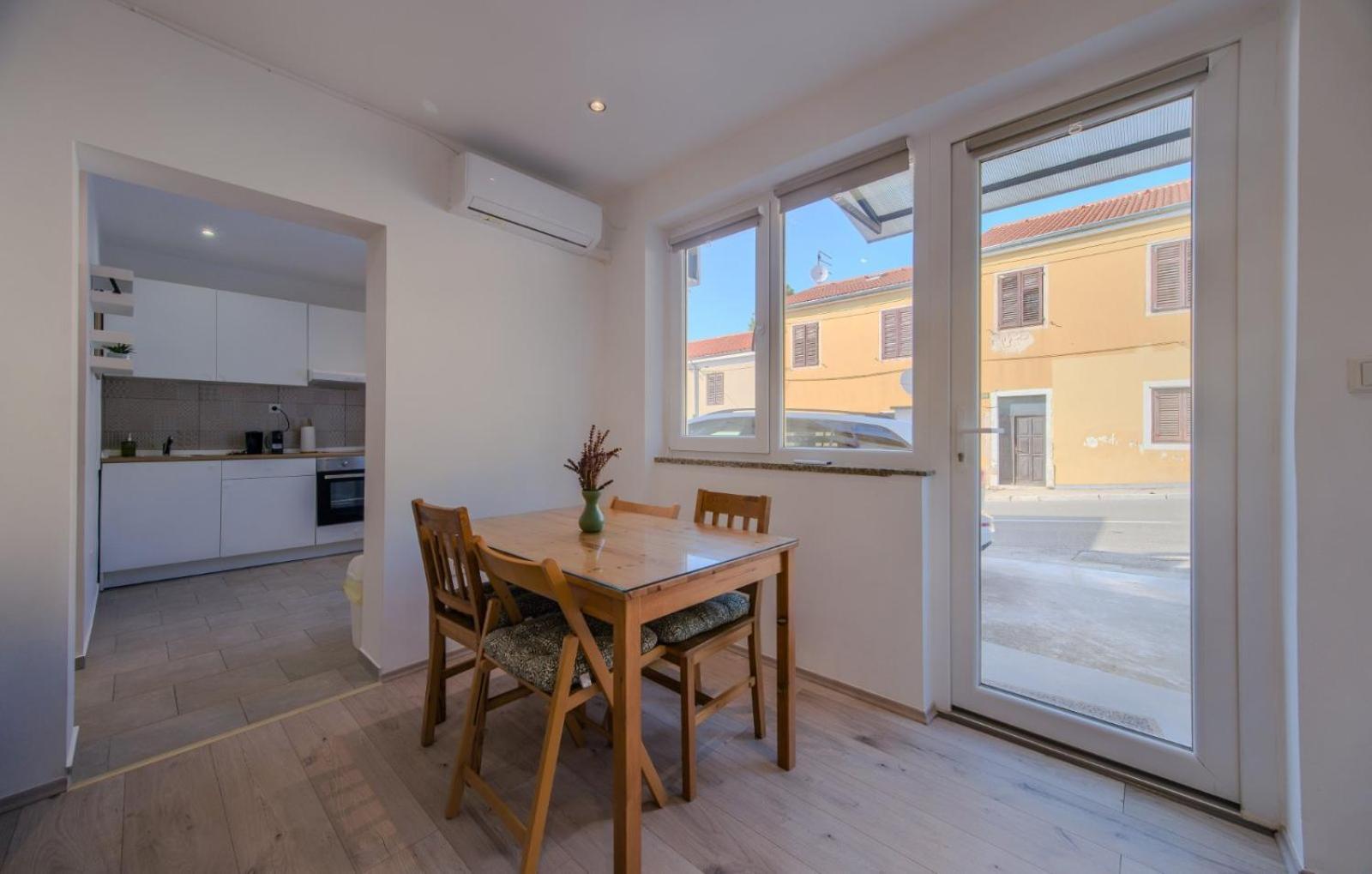Cukar Appartement Pula